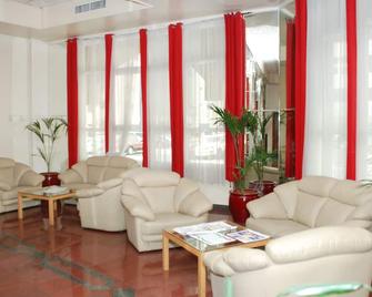 Basma Residence Hotel Apartments - Sharjah - Lobby