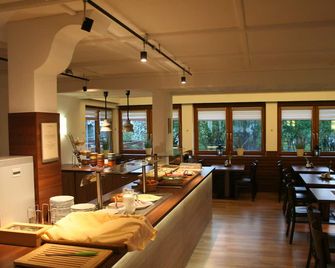 Gästehaus Elisabeth - Tulfes - Restaurant