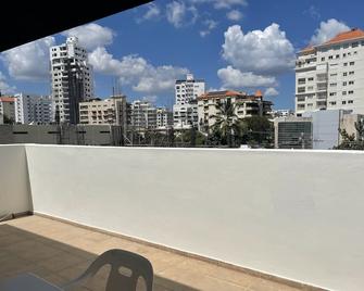 Apartahotel Alvear - Santo Domingo - Balcony