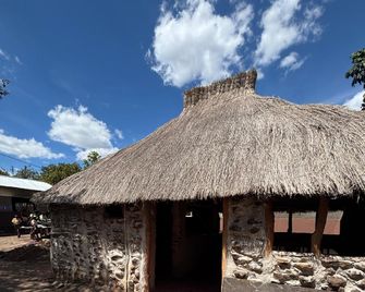 Simoonga guest house - Livingstone - Kitchen