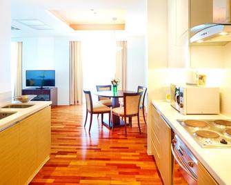 The Duchess Hotel - Bangkok - Kitchen