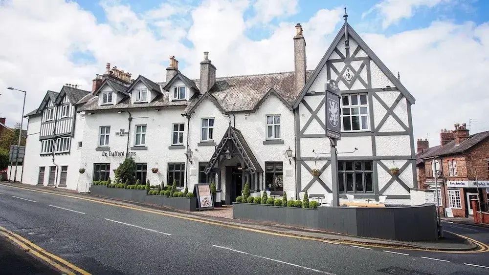 De Trafford Hotel - Alderley Edge - Edificio