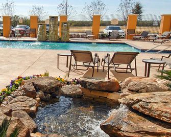 Residence Inn by Marriott Abilene - אביליין - בריכה