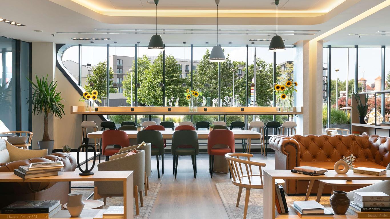 بارك إن باي راديسون كراكو