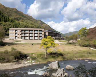 Seiranso - Unnan - Edificio
