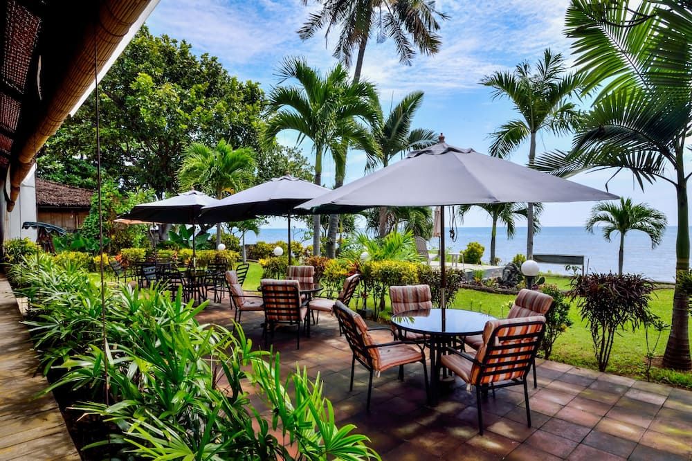 دولفن بيتش بالي