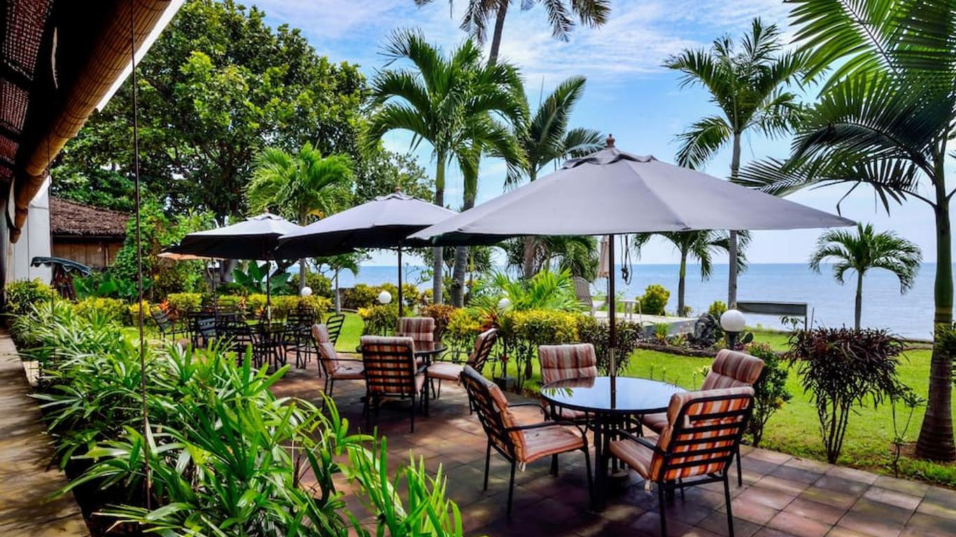 دولفن بيتش بالي