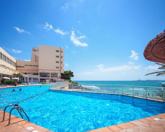 Hotel Servigroup Galua - Cartagena - Pool