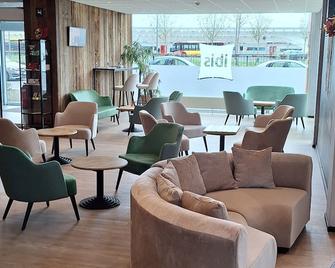 B&B HOTEL Mons Gare - Mons - Lounge