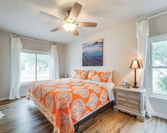 Pet-Friendly North Texas Home w/ Spacious Yard! - Haskell