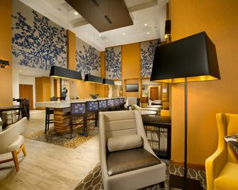 Hampton Inn and Suites Washington DC North/Gaithersburg - Gaithersburg - Лаунж