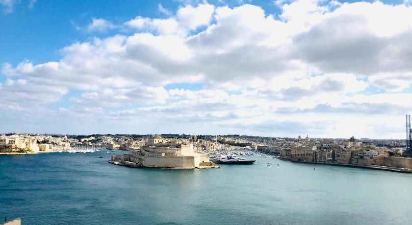 Outdoors view view of Luciano Al Porto Boutique