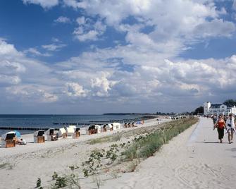 Hotel Prinzenpalais Bad Doberan - Bad Doberan - Beach