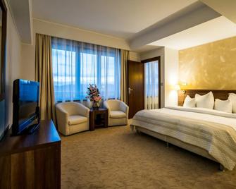 Grand Hotel - Târgu Mureş - Bedroom