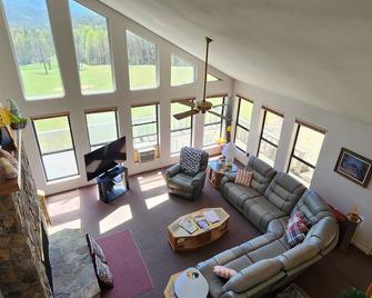 On the Mountain - 200 Acres of Privacy! - Franklin