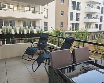 T2 Evasion Azur, 4p, sea view, terrace, parking - Fréjus - Balkon