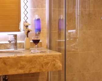 Adana Yukselhan Hotel - Adana - Kylpyhuone