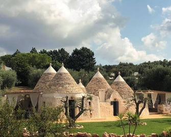 Feudi Mandolivo - אוסטוני - בניין