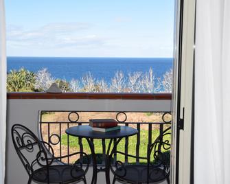 Hotel Tirreno - Parghelia - Balcony