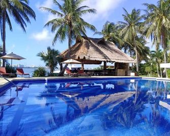 Sina Suites - קנקון - בריכה