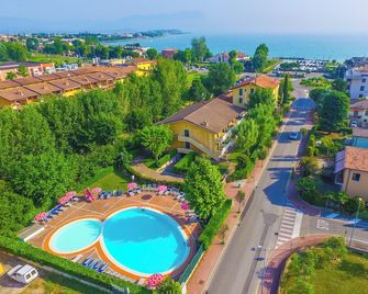 Hotel Riel - Sirmione - Gebäude