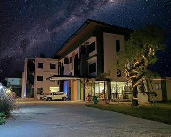 Nirvana@Phala - Ban Chang - Building