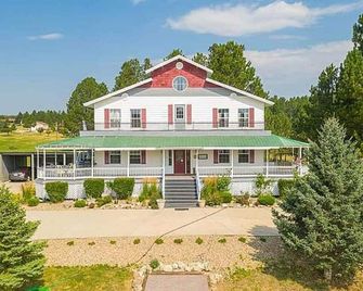 Suite 202 'The Bald Eagle' - Custer - Edificio