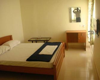 Palm Grove Service Villa - Ernakulam - Bedroom