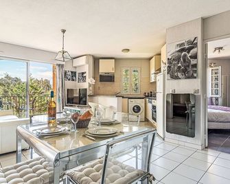 Le Clos Sainte Anne / 4 pax - Saint-Tropez - Essbereich