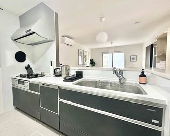 4BR Retreat 25 mins to Aso Volcano by Restavio - Ōzu - Cucina