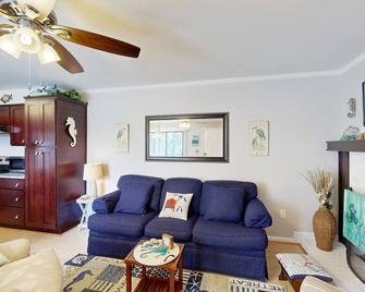 Seahorse Escape - Kitty Hawk - Living room