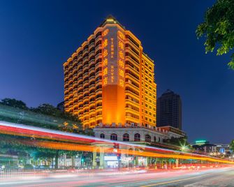 Vienna Hotel Zhongshan West District - Zhongshan
