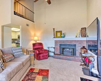 Oklahoma City Vacation Rental Near Lake and Trails! - Oklahoma City - Living room