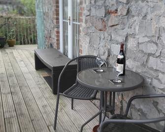 Stunning Gorge views, centre of Cheddar, dog-friendly - Cheddar - Patio
