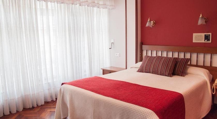 Hostal La Provinciana - א קורונה - חדר שינה