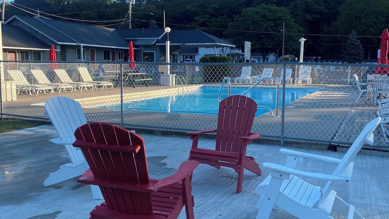 Barberry Court Motel &Cabins