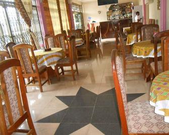 Nicolizy Hotel - Weija - Restaurante