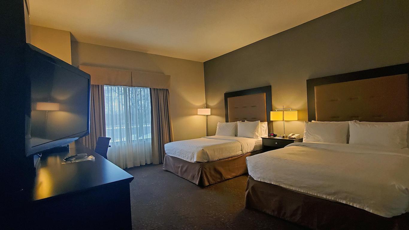 Holiday Inn Express & Suites Buffalo-Airport