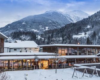 Hotel Jufa Montafon - Schruns - Κτίριο