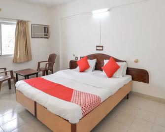 OYO 7559 Hotel Big Splash - Alibag - Habitación