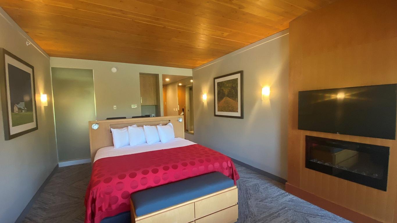 Penticton Lakeside Resort