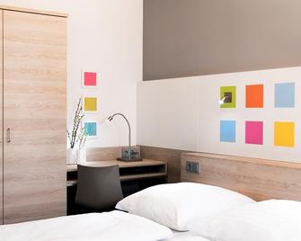 Business & Budget Hotel Tessin - Monaco di Baviera - Camera da letto