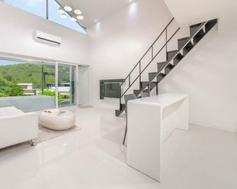 Gapyeong Shiny Pension - Gapyeong - Living room