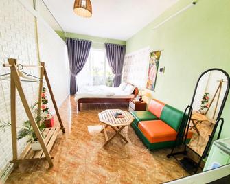 Memory Homestay - Hue - Bedroom