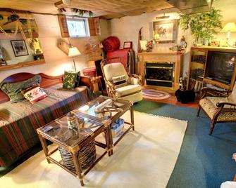Cobblestone Bed and Breakfast - Birchwood - Sala de estar