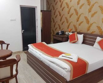Hotel Shalimar Palace - Raebareli - Bedroom