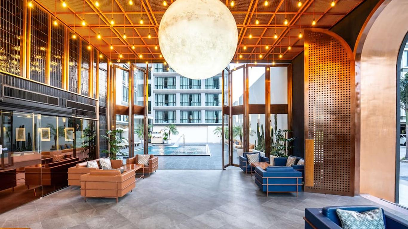 بستون باتايا - SHA Plus Certified