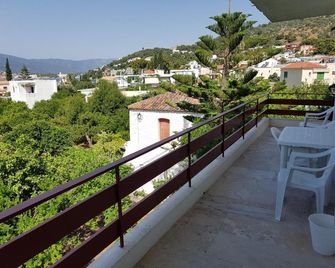 Kaikas Studios & Apartments - Póros - Balcony