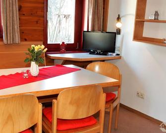 House type 5, 3 bedrooms, max. 9 persons - Grafenhausen - Salle à manger