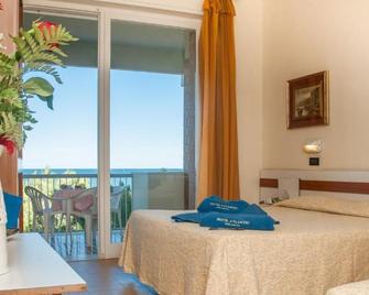 Hotel Atlantic - Giulianova - Bedroom